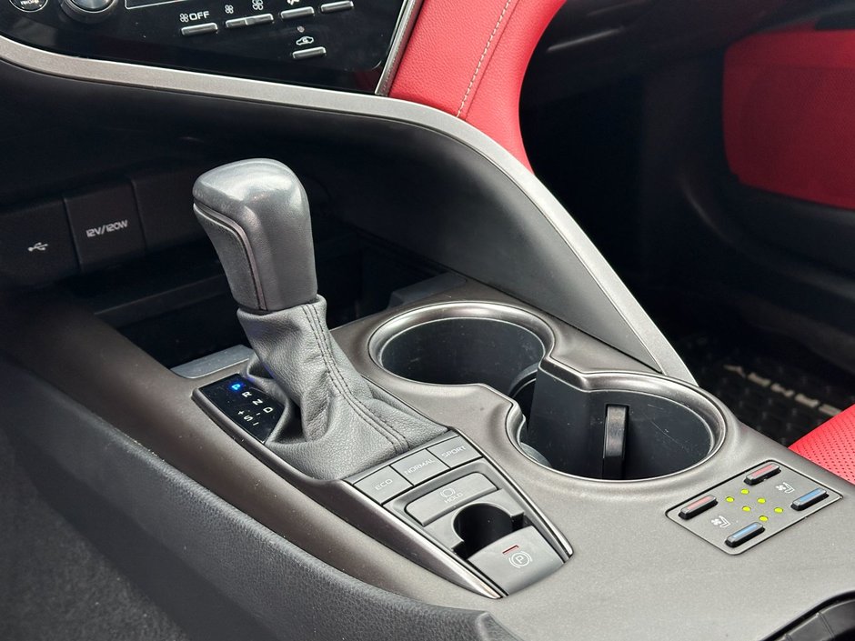 Toyota Camry XSE 2022-29