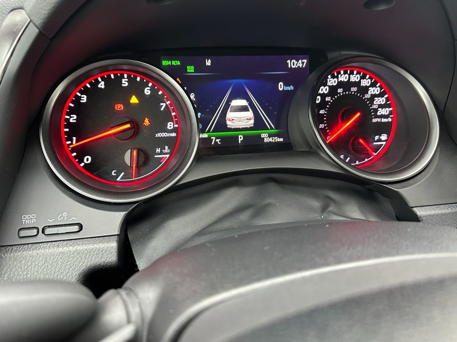 Toyota Camry XSE 2022-15