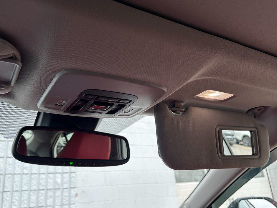 Toyota Camry XSE 2022-33