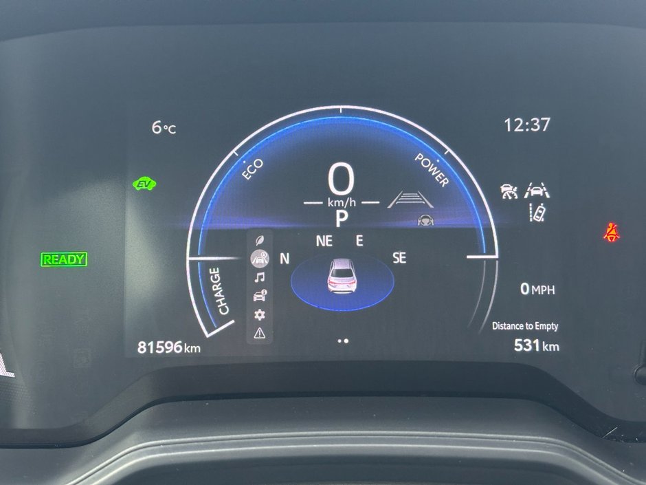 Toyota Corolla Hybrid LE 2024-19