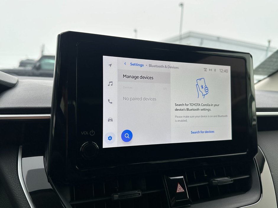 Toyota Corolla Hybrid LE 2024-28