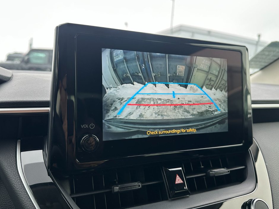 Toyota Corolla Hybrid LE 2024-29