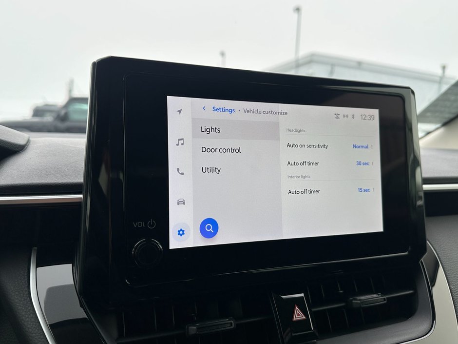 Toyota Corolla Hybrid LE 2024-26