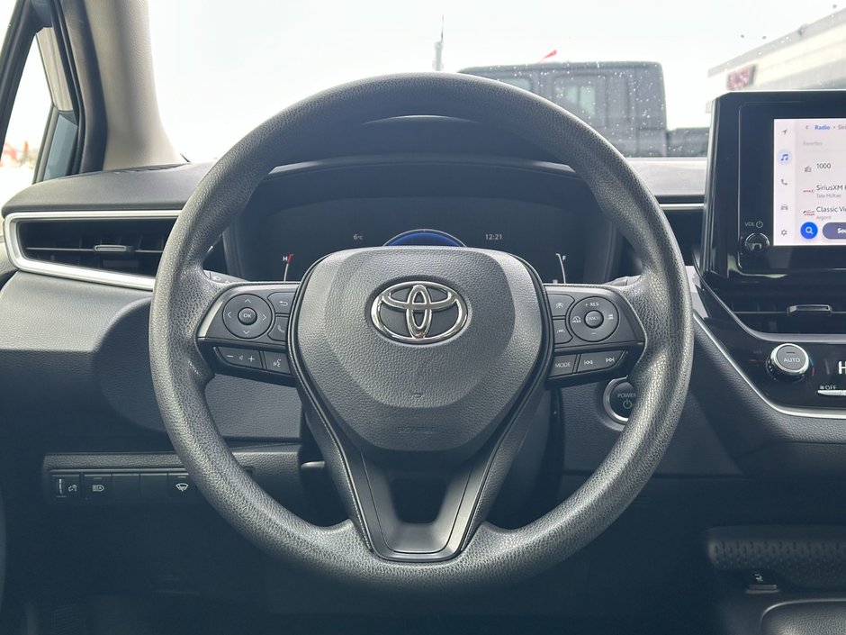 Toyota Corolla Hybrid LE 2024-13