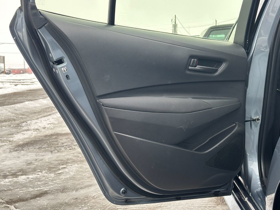 Toyota Corolla Hybrid LE 2024-34