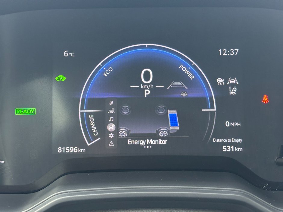 Toyota Corolla Hybrid LE 2024-20