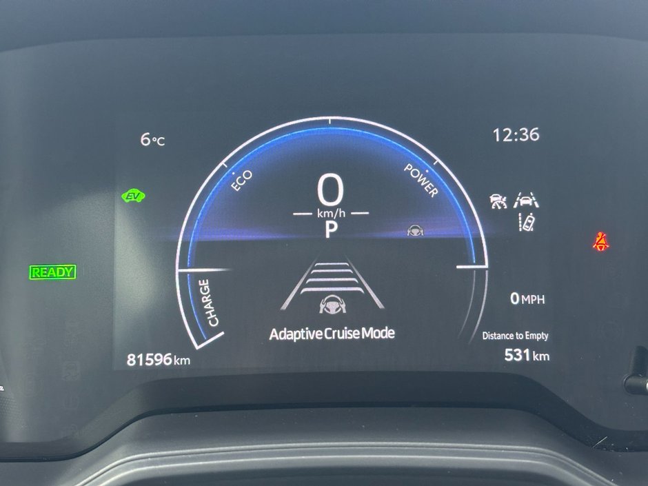 Toyota Corolla Hybrid LE 2024-18