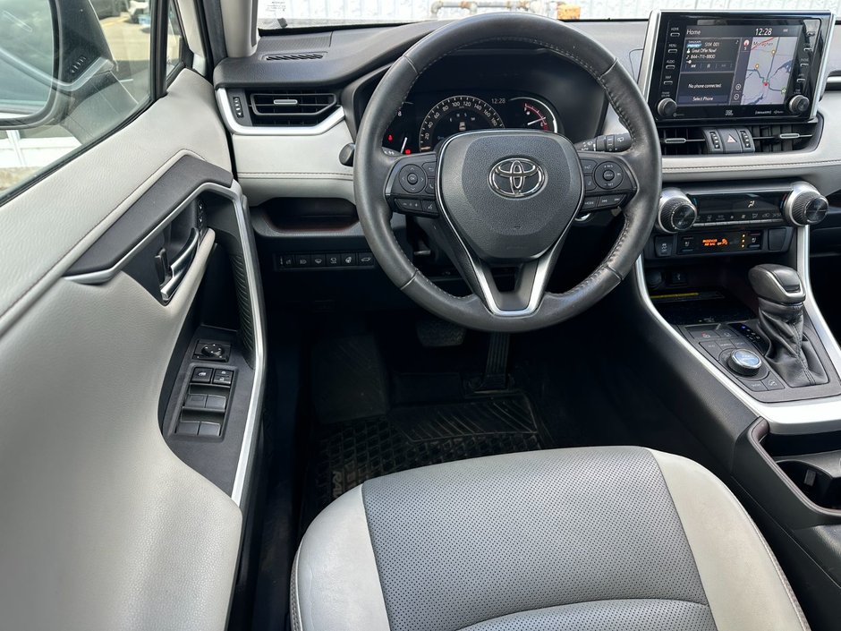 2020 Toyota RAV4 Limited-11