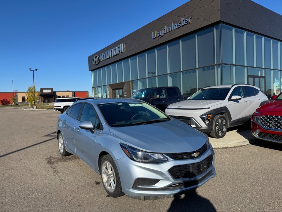 2017  Cruze LT in Lloydminster, Saskatchewan