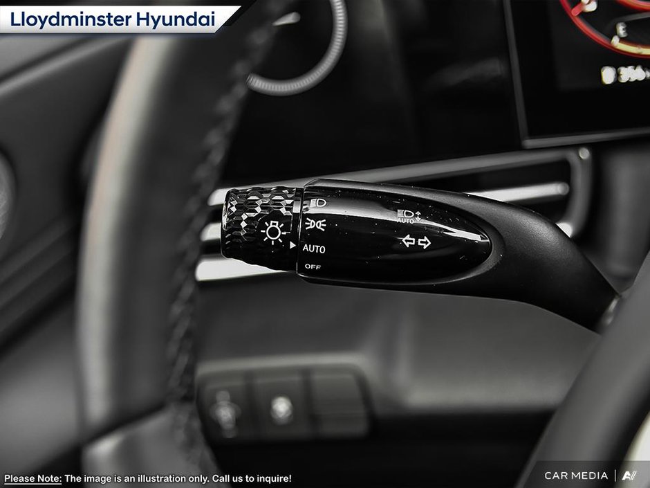 2025 Hyundai Elantra Luxury-21