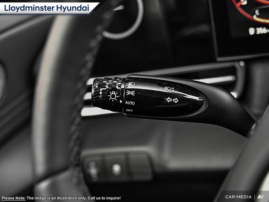 2025 Hyundai Elantra Luxury-21