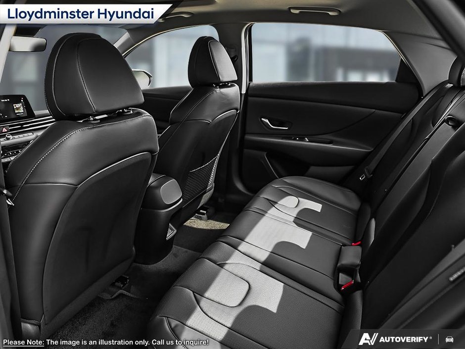 2025 Hyundai Elantra Luxury-19