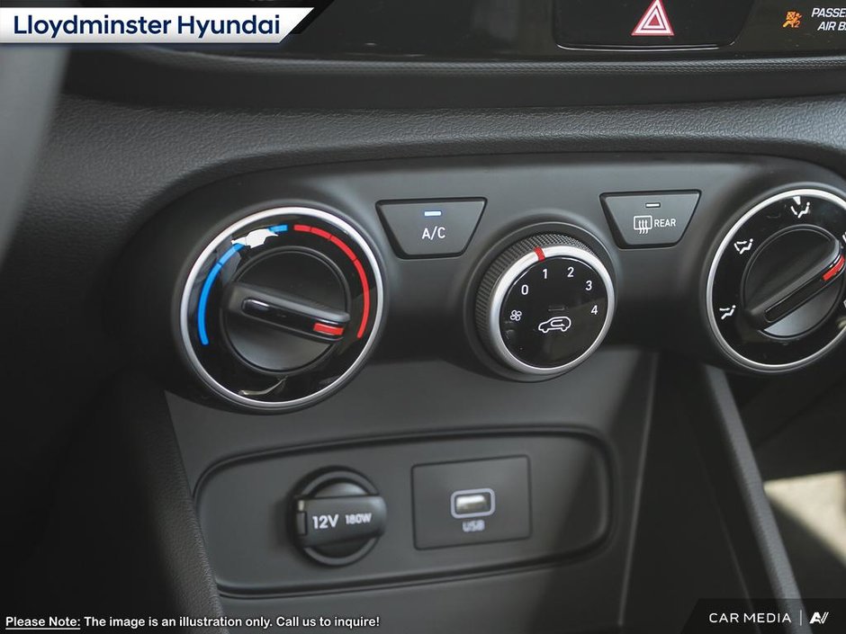 2024 Hyundai Venue Essential-20