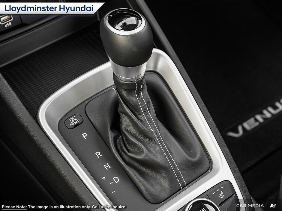 2025 Hyundai Venue Essential Two-Tone-16