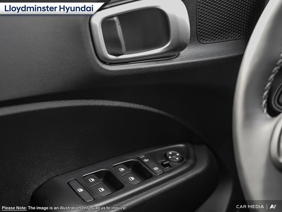 2025 Hyundai Venue Essential-15