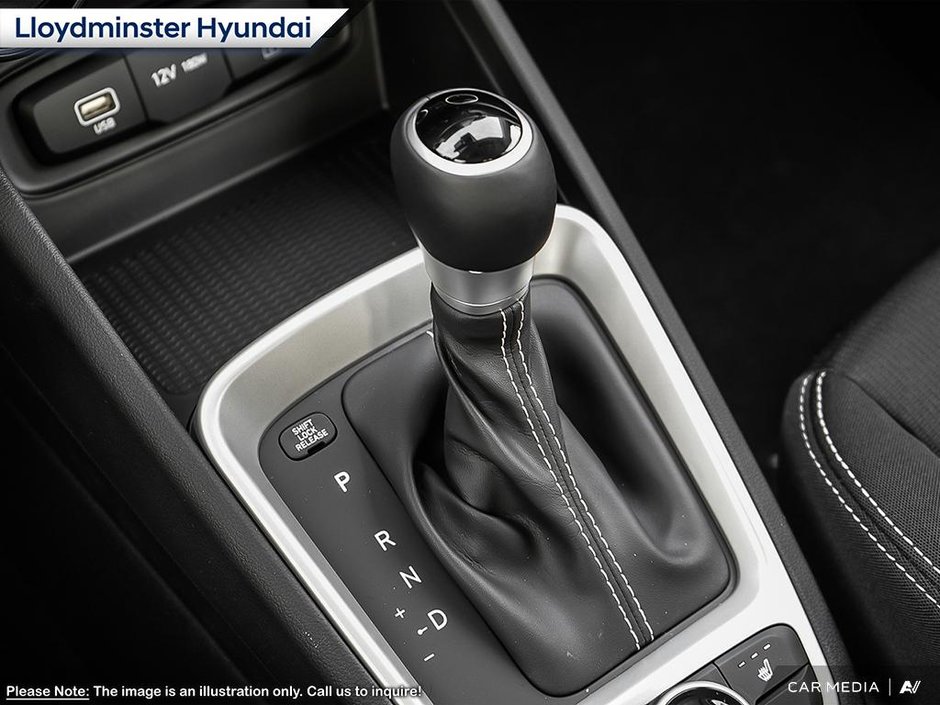 2025 Hyundai Venue Essential-15