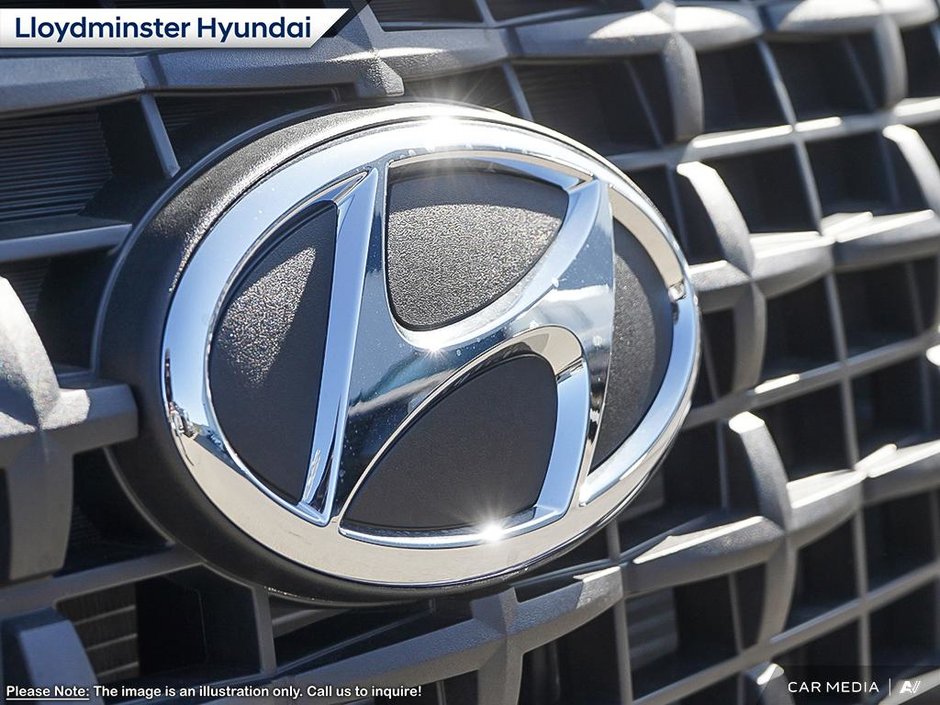 2025 Hyundai Venue Essential-8
