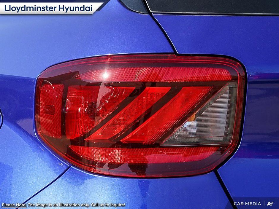 2025 Hyundai Venue Essential-10