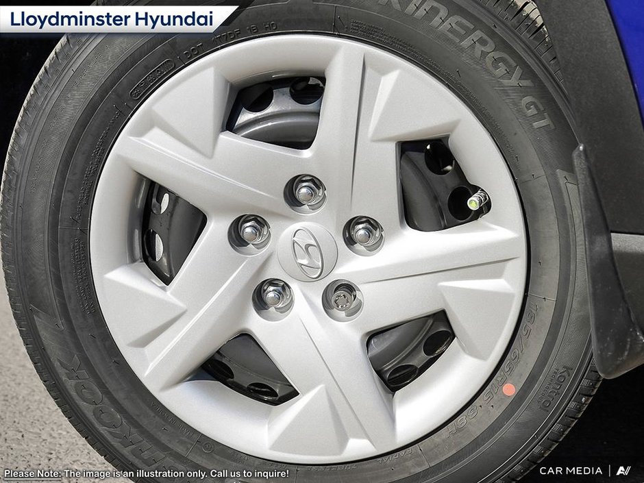 2025 Hyundai Venue Essential-7