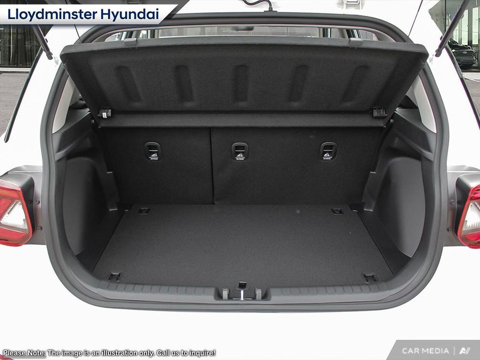 2025 Hyundai Venue Essential-6