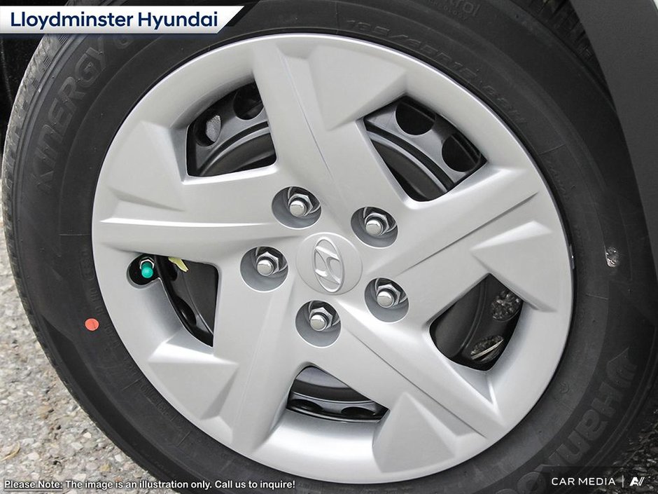 2025 Hyundai Venue Essential-7