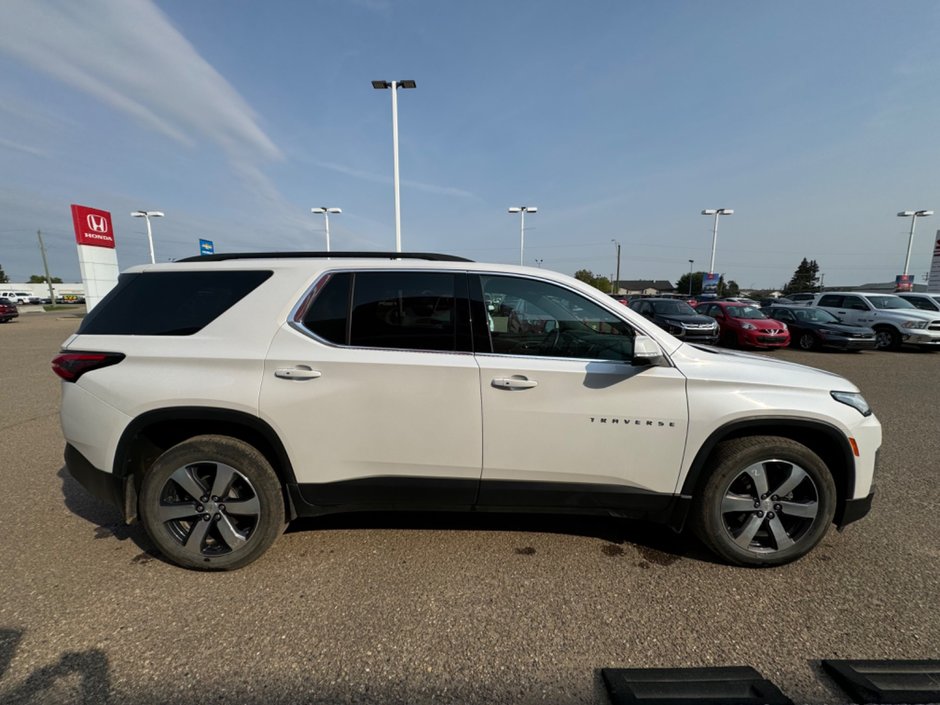 2023 Chevrolet Traverse LT True North-5