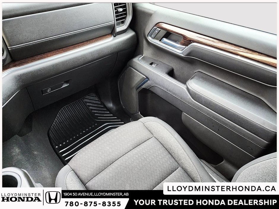 2023 GMC Sierra 1500 SLE-14