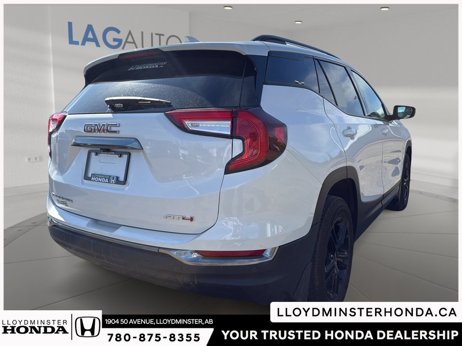 2024 GMC Terrain AT4-5