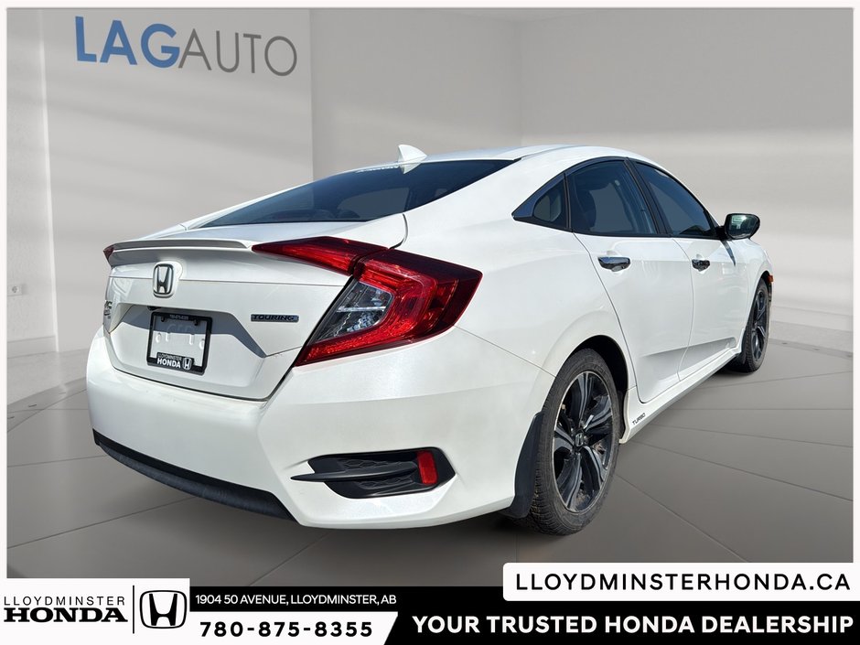 2017 Honda Civic Touring-5