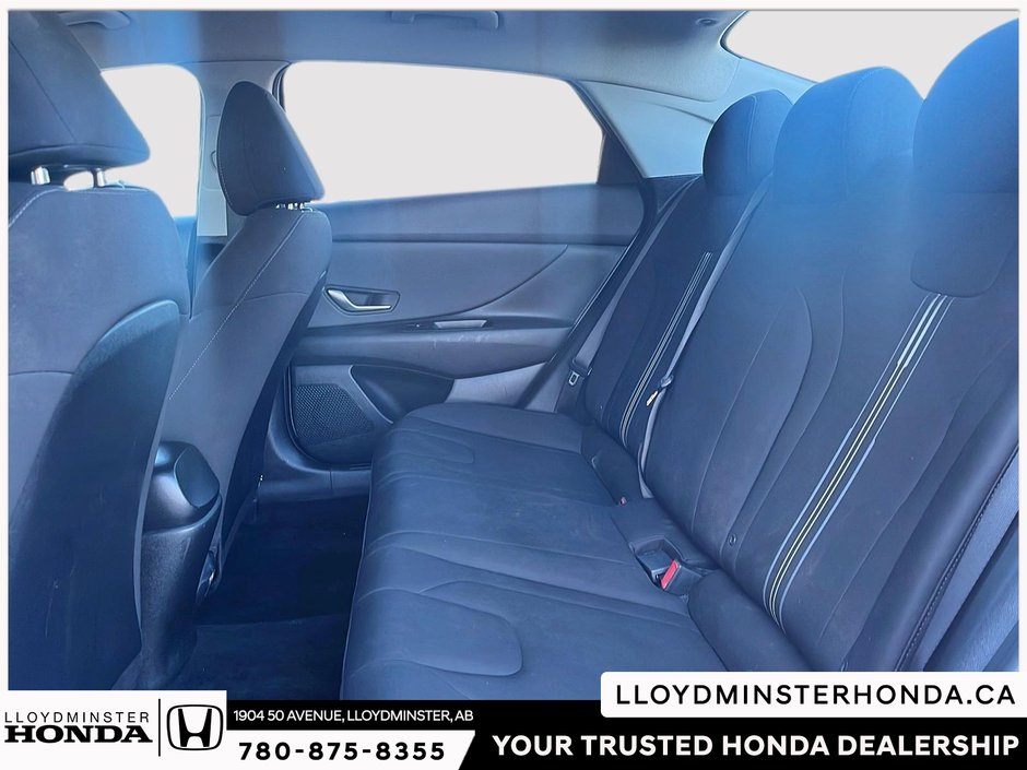 2021 Hyundai Elantra Preferred-11