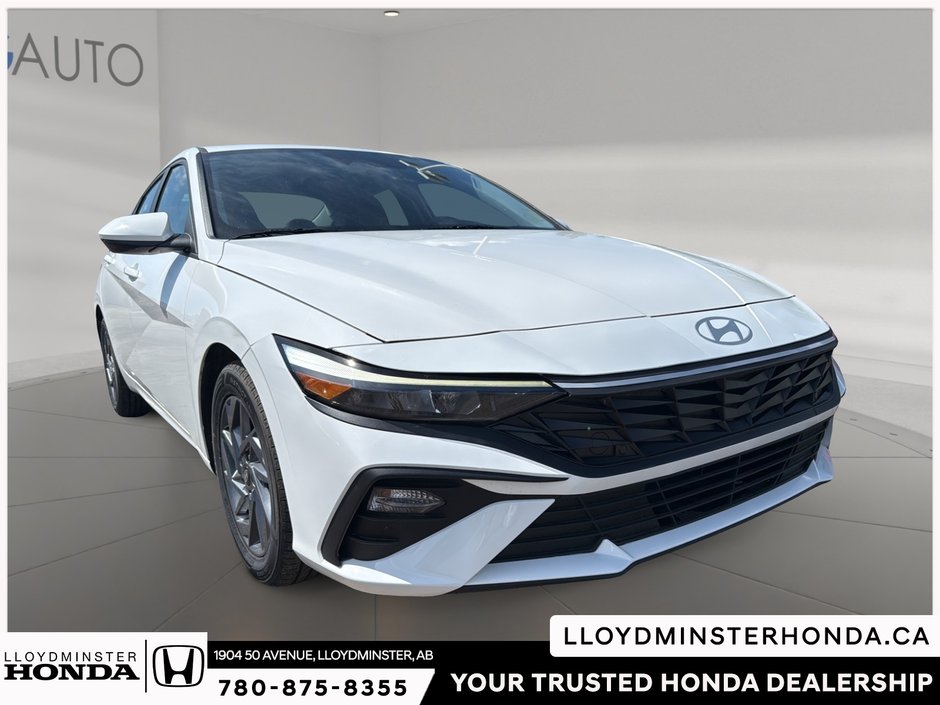 2024 Hyundai Elantra Preferred-1