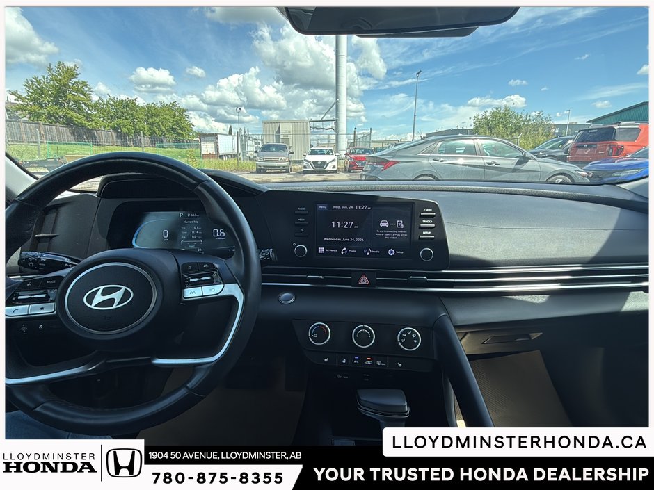 2024 Hyundai Elantra Preferred-14