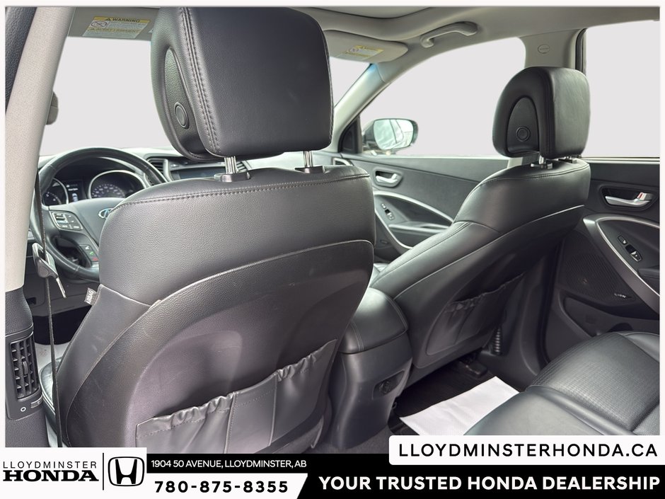 2014 Hyundai Santa Fe Sport 2.0T Limited-10
