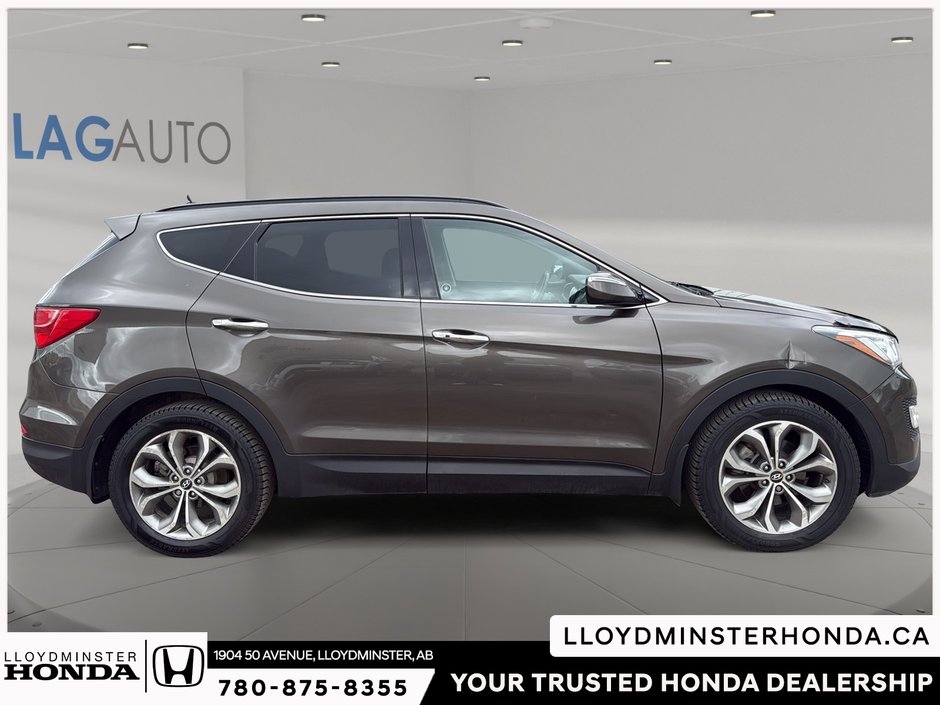 2014 Hyundai Santa Fe Sport 2.0T Limited-4