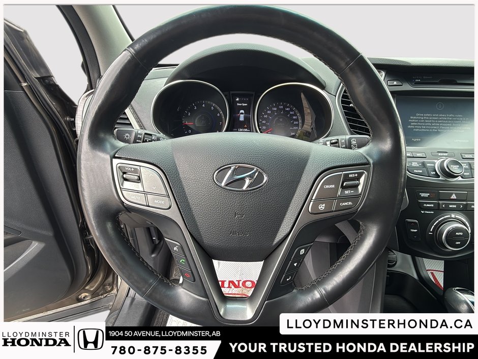2014 Hyundai Santa Fe Sport 2.0T Limited-16