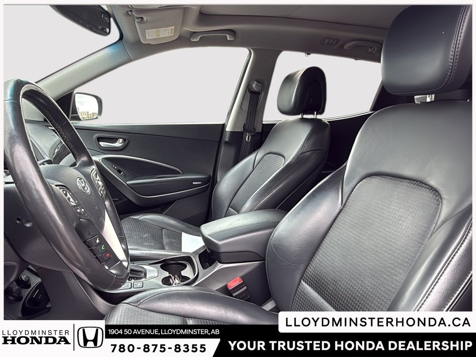 2014 Hyundai Santa Fe Sport 2.0T Limited-12