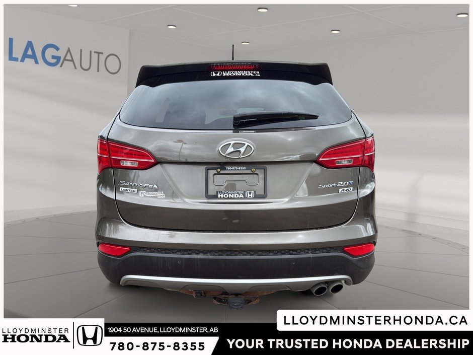 2014 Hyundai Santa Fe Sport 2.0T Limited-6