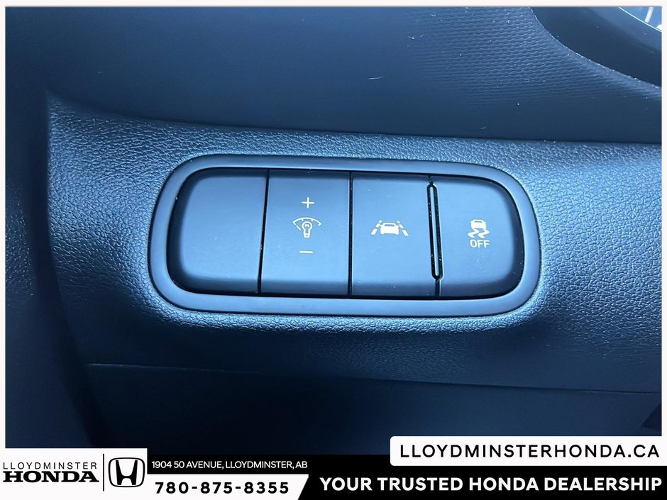 2022 Hyundai Venue Preferred-14