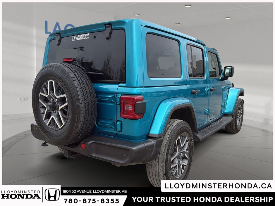 2024 Jeep Wrangler Sahara-4