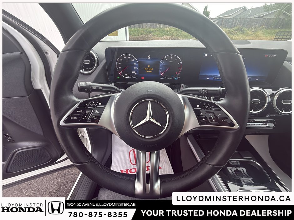 2026 Mercedes-Benz GLA 250-15