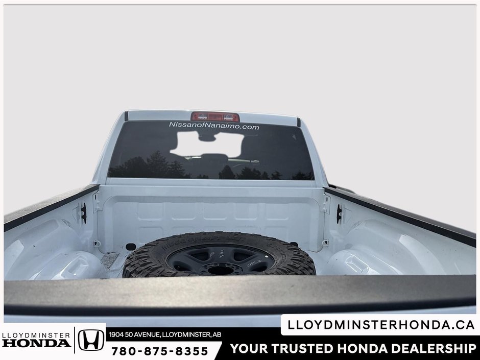 2024 Ram 3500 Big Horn-9