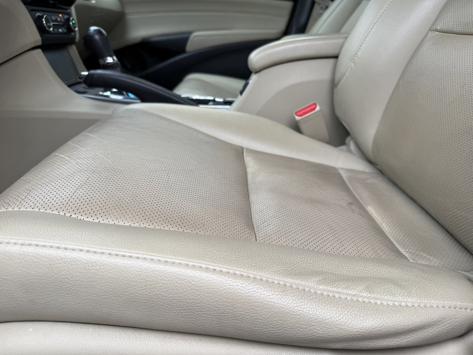 2014 Acura ILX Tech Pkg-11