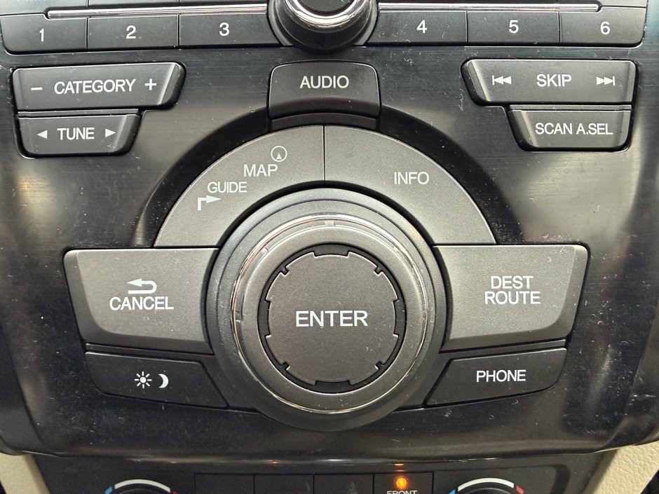 2014 Acura ILX Tech Pkg-24