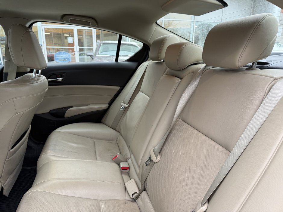 2014 Acura ILX Tech Pkg-28