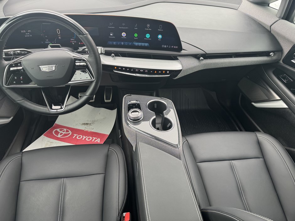 2025 Cadillac OPTIQ Sport-12