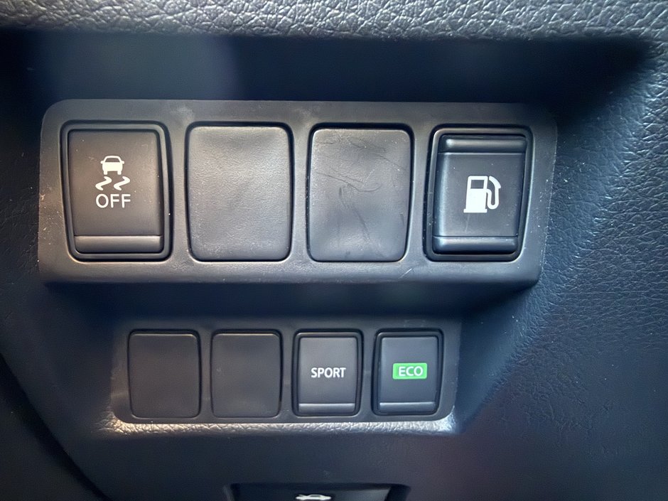 2018 Nissan Rogue S-60