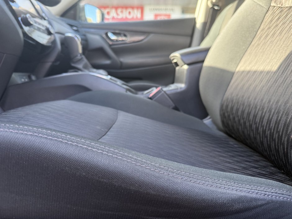 2018 Nissan Rogue S-50