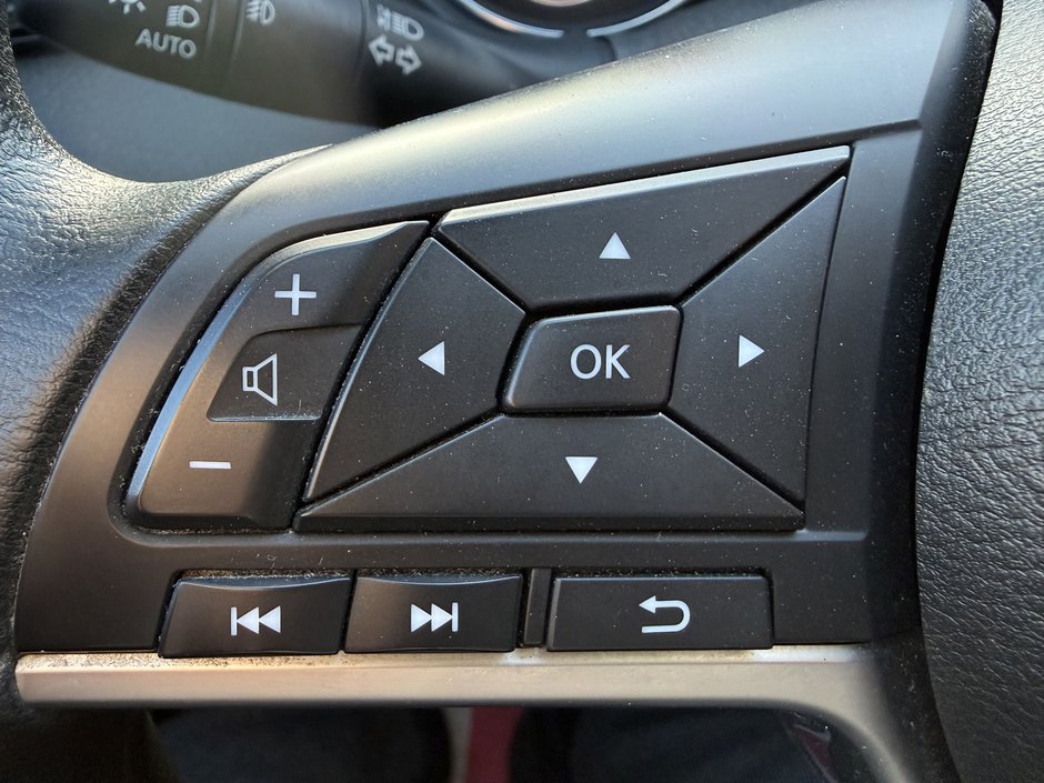 2018 Nissan Rogue S-55