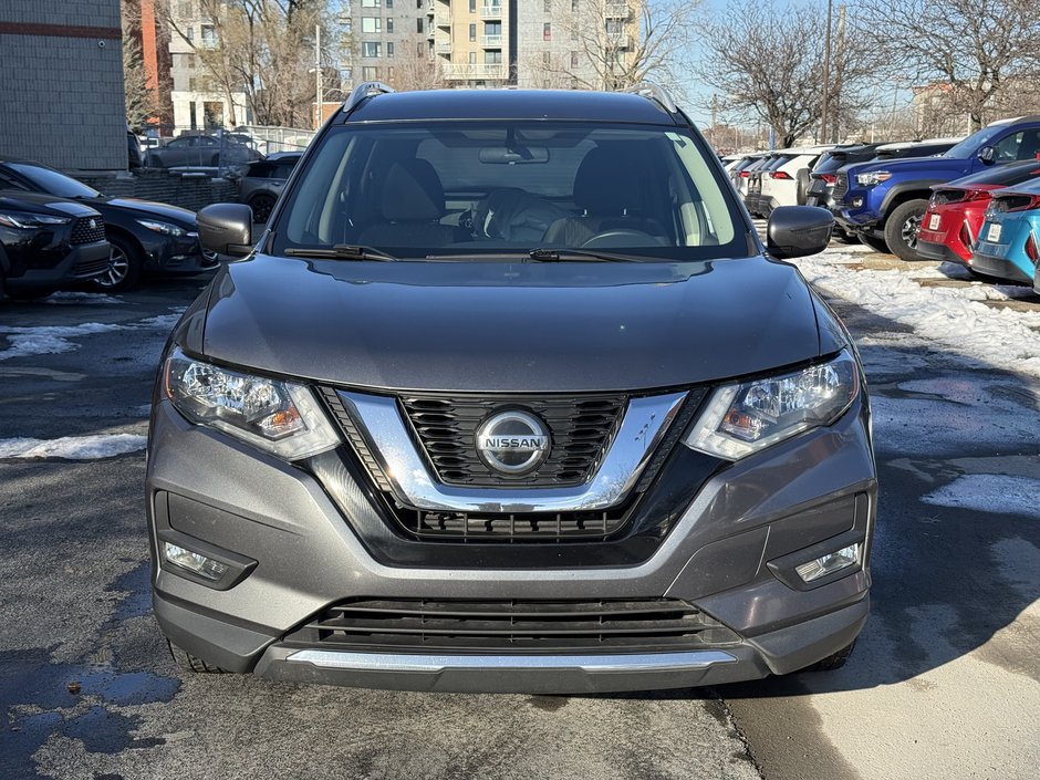 2018 Nissan Rogue SV-8