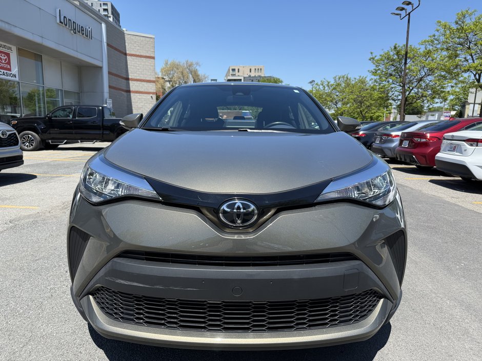 Camions Toyota C-HR XLE Premium 2021-8